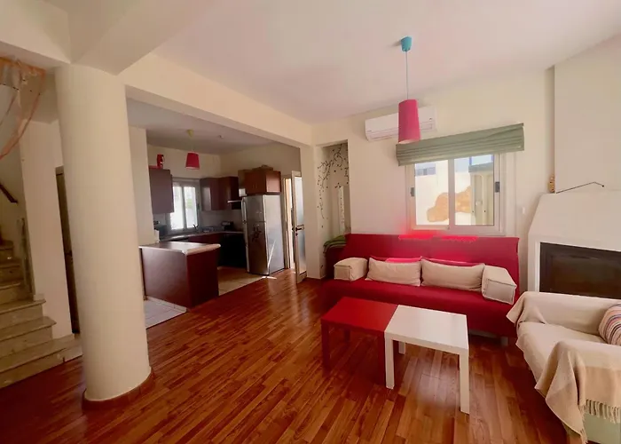 Platform 357 Mimoza With View * パラリムニ