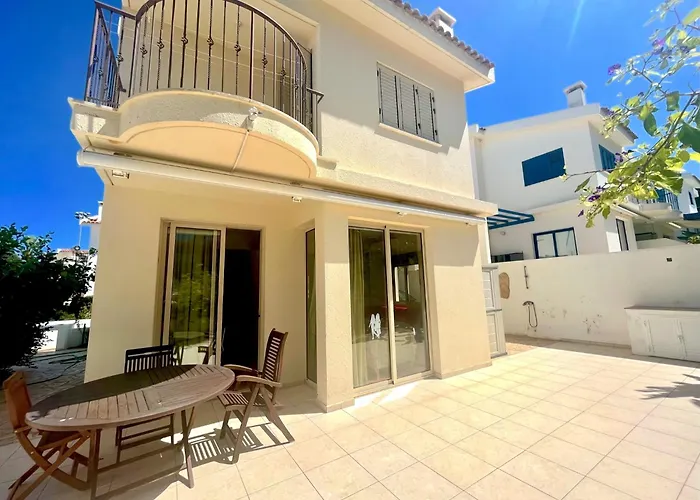 Platform 357 Mimoza With View 別荘 パラリムニ